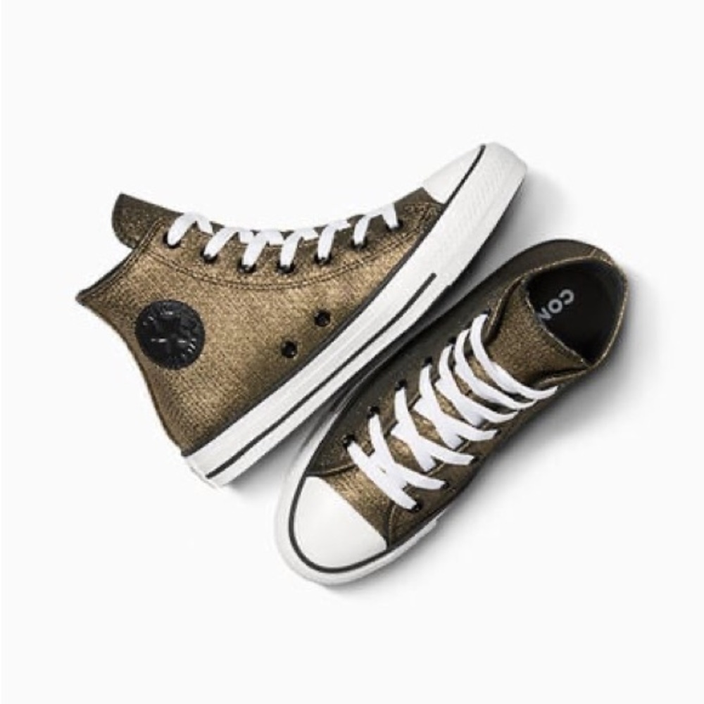 Chuck Taylor All Star Sparkle big kids 6 women’s 8